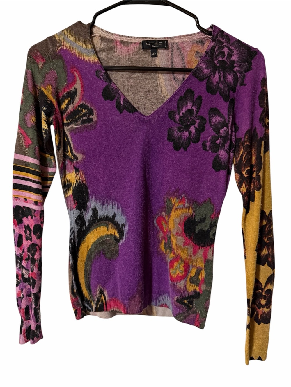 Etro Purple Floral Paisley V-Neck Sweater with Gold and Pink Accents